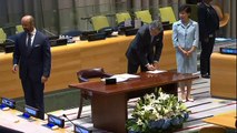 ONU: 51 países firman tratado que prohíbe armas nucleares