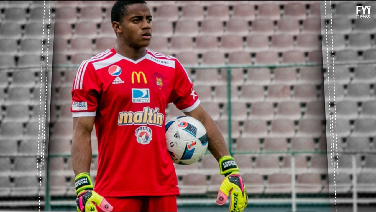 Venezuelan Goalkeeper Astonishes The World video Dailymotion