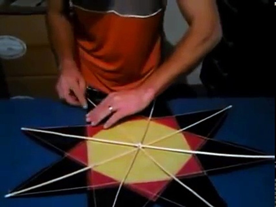 Colagem do pipa estrela - Pipas diferentes - laça - combate.