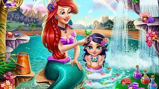 Khi công chúa Disney tắm cho em bé: Elsa, Anna, Bạch Tuyết, Rapunzel, Ariel