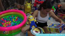 We Love the Minions! Battery Operated Dancing Minion with Lights and Music Unboxing