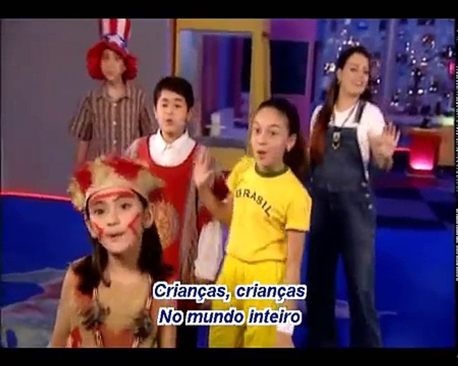 Crianças Diante do Trono No Mundo Inteiro