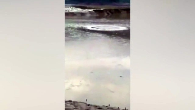 Quái vật hồ Loch Ness xuất hiện ở Trung Quốc