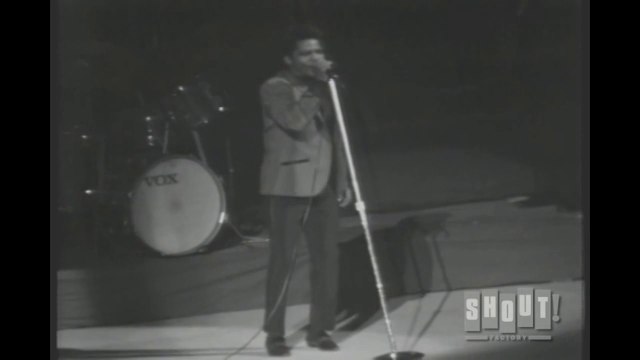 Live At Boston Garden: April 5, 1968 - Clip: James Brown performs I Got The Feelin