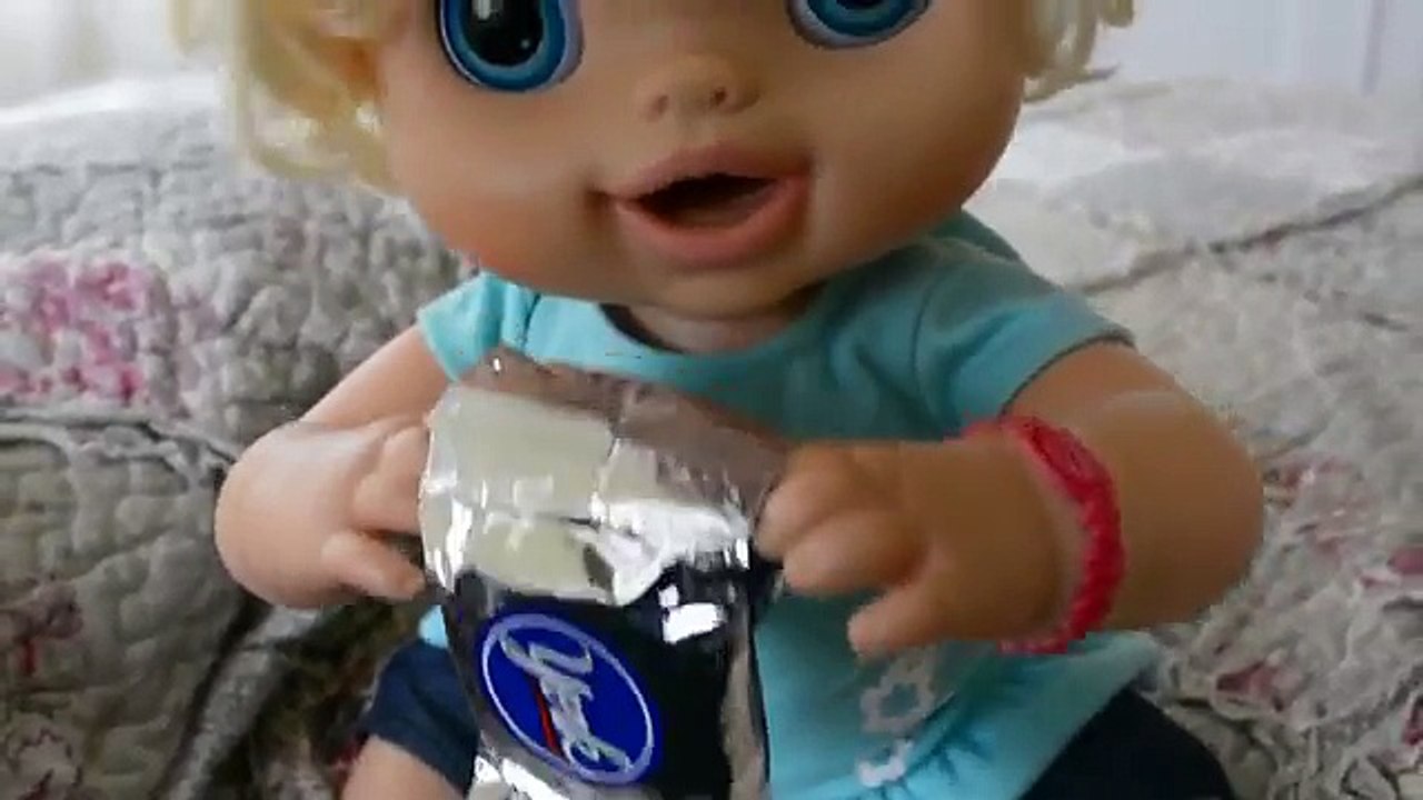 Baby Alive Ditches School! Molly Skips School & Is Very Bad! - baby alive school