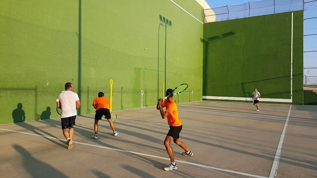 Frontenis open de Rivas grupo C Felipe y David vs Aitor y Dani