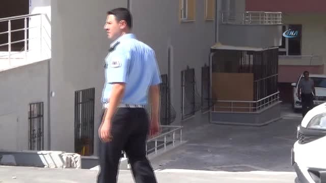 Balkondan Düşen 1 Yaşındaki Çocuk Ağır Yaralandı