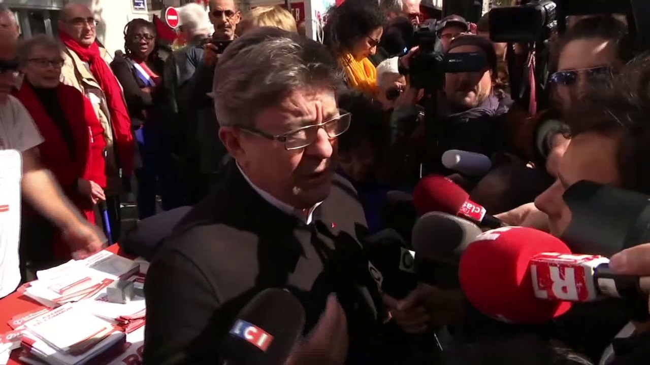 Pour Mélenchon, "la démocratie c’est à la fois les élections et les manifestations"