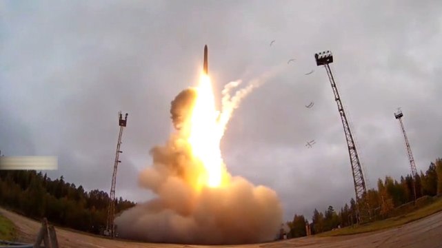 Kuzey Kore'den Sonra Rusya da Nükleer Başlıklı Füze Denemesi Yaptı!