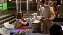 Mondbasis Alpha 1  S01E13 - Auf gefährlichem Kurs