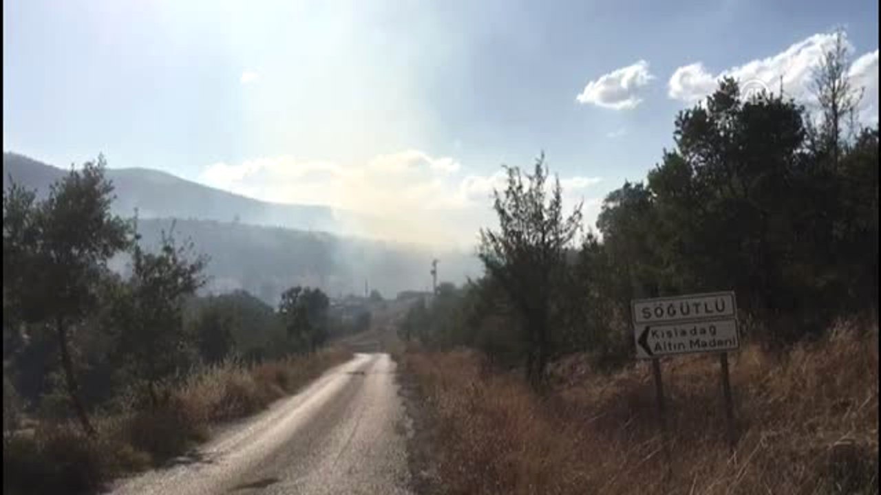 Uşak'ta Makilik Alanda Yangın