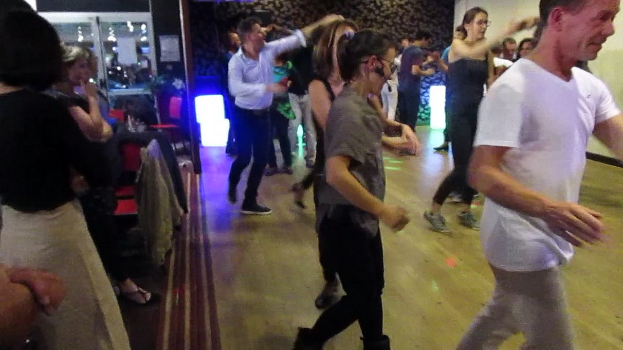 Juegos de la salsa 2017 09 20 cours intermédiaire avec Maria