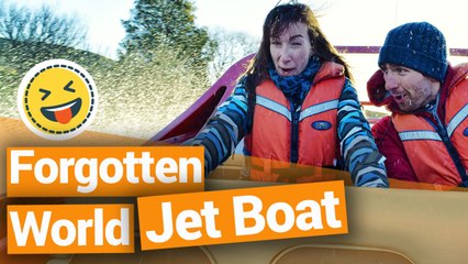 The Forgotten World Jet Boat on the Whanganui River  - New Zealand's Biggest Gap Year – BackpackerGuide.NZ