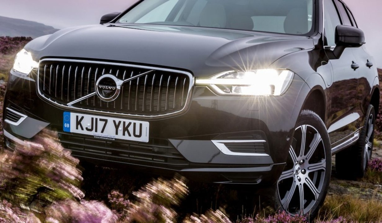 2018 Volvo XC60 VS VOLVO XC40