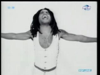 Lenny Kravitz - Stand by my woman.