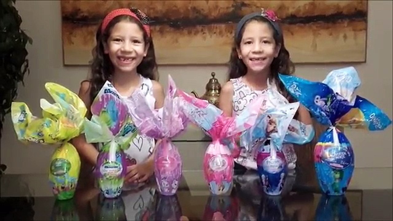 ABRINDO OVOS DE PÁSCOA FROZEN DIVERTIDAMENTE MONSTROS S.A. E OUTROS