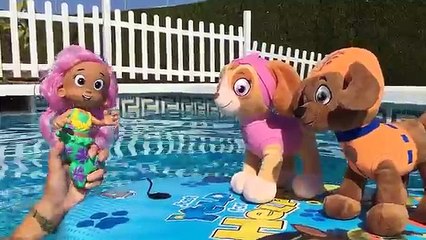 Patrulla canina en español salva a un cachorro sirena en la piscina/Cap 11 Paw Patrol en Español