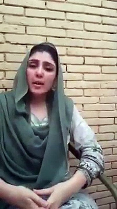Ayesha Gulalai Imran Khan Par Baras Pari