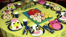 Birthday Cake Ideas: How to Make a Barn Birthday Cake (and Farm Animal Cupcakes!)