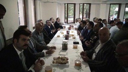 Tunceli Vali Cemevinde Muharrem İftarı Verdi