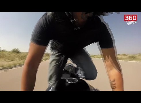 Po shiste mend me motorr, e peson si mos me keq (360video)