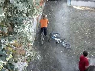 Elliot velo escalier