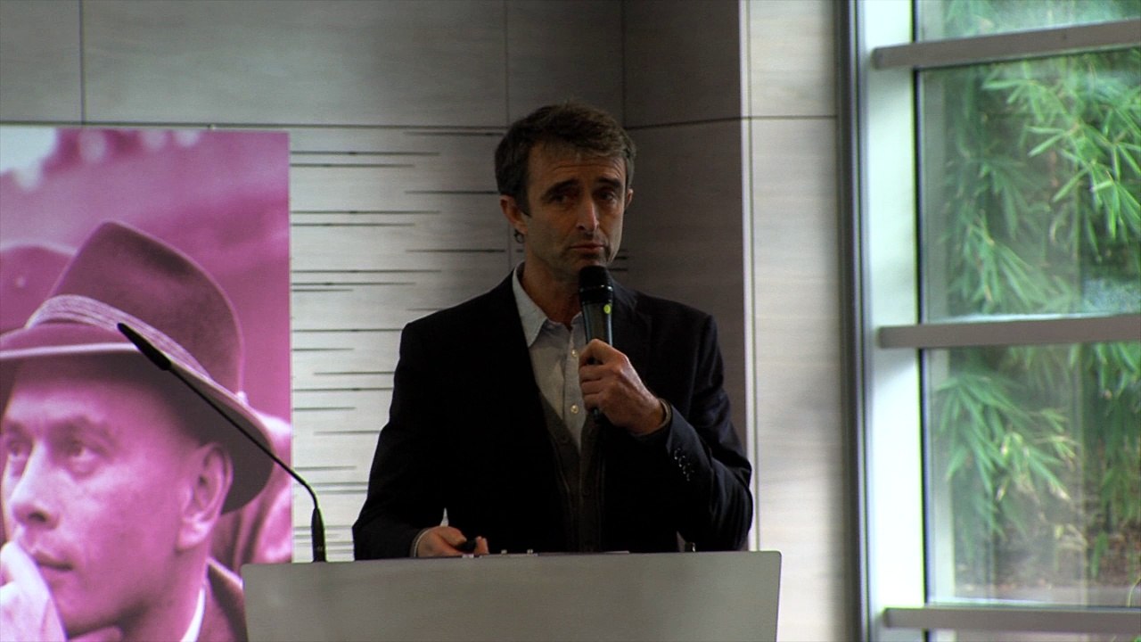 Galaxie Tennis et les jeunes filles M.Renoult Colloque GDF SUEZ 2014