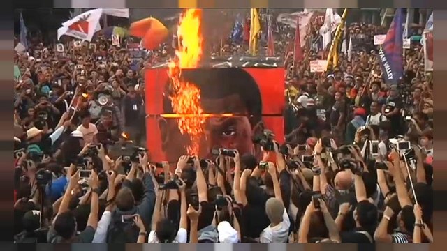 Rival rallies in Philippines as protesters denounce 'dictator' Duterte