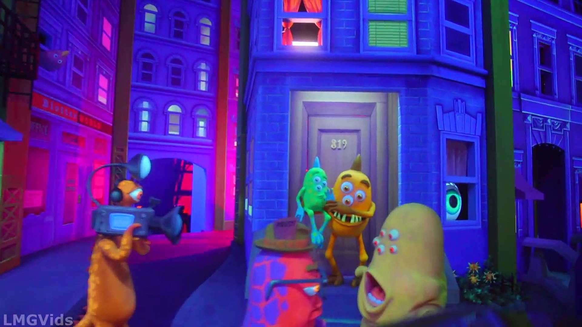 [4k] Monsters inc. Mike and Sulley to The Rescue ride POV (Amazing Low  Light) - California Adventure