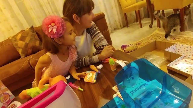 Nenuco bebek bakımı ,doktor ve hasta bakıcı oyunu, eğlenceli çocuk videosu