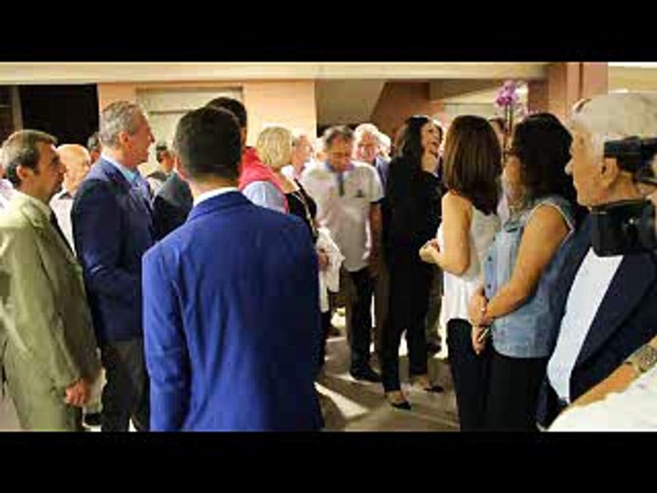 Εγκαίνια... προεκλογική συγκέντρωση από τον Ανδ...