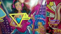 Barbie Campamento Pop Muñeca Erika / Barbie in Rock `n Royals Erika Doll