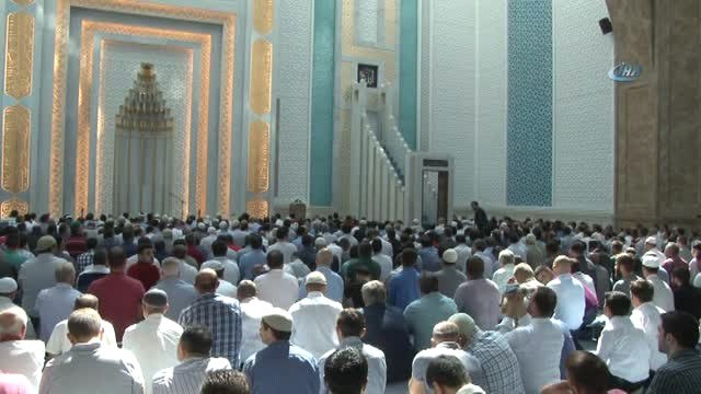 Diyanet İşleri Başkanı Ali Erbaş'tan İlk Cuma Namazı
