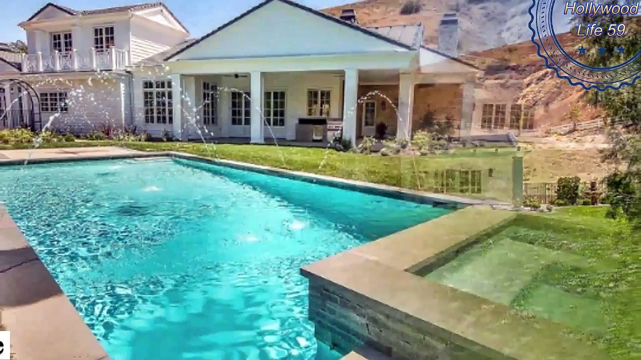 Kylie Jenners House Vs Kendall Jenners House Tour 2017