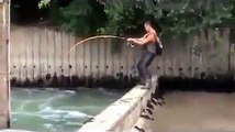 Look!!! Fishing in the sewer,can get a monster fish