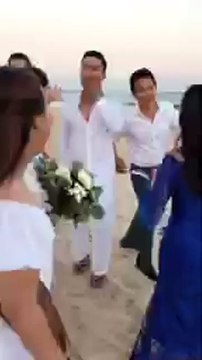 Hậu trường đám cưới vui nhộn của Nguyệt Ánh tại Phan Thiết