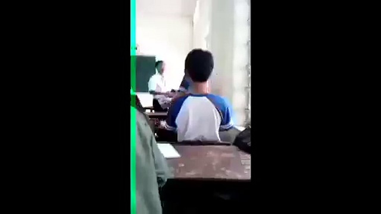 thầy giáo và học sinh đánh nhau