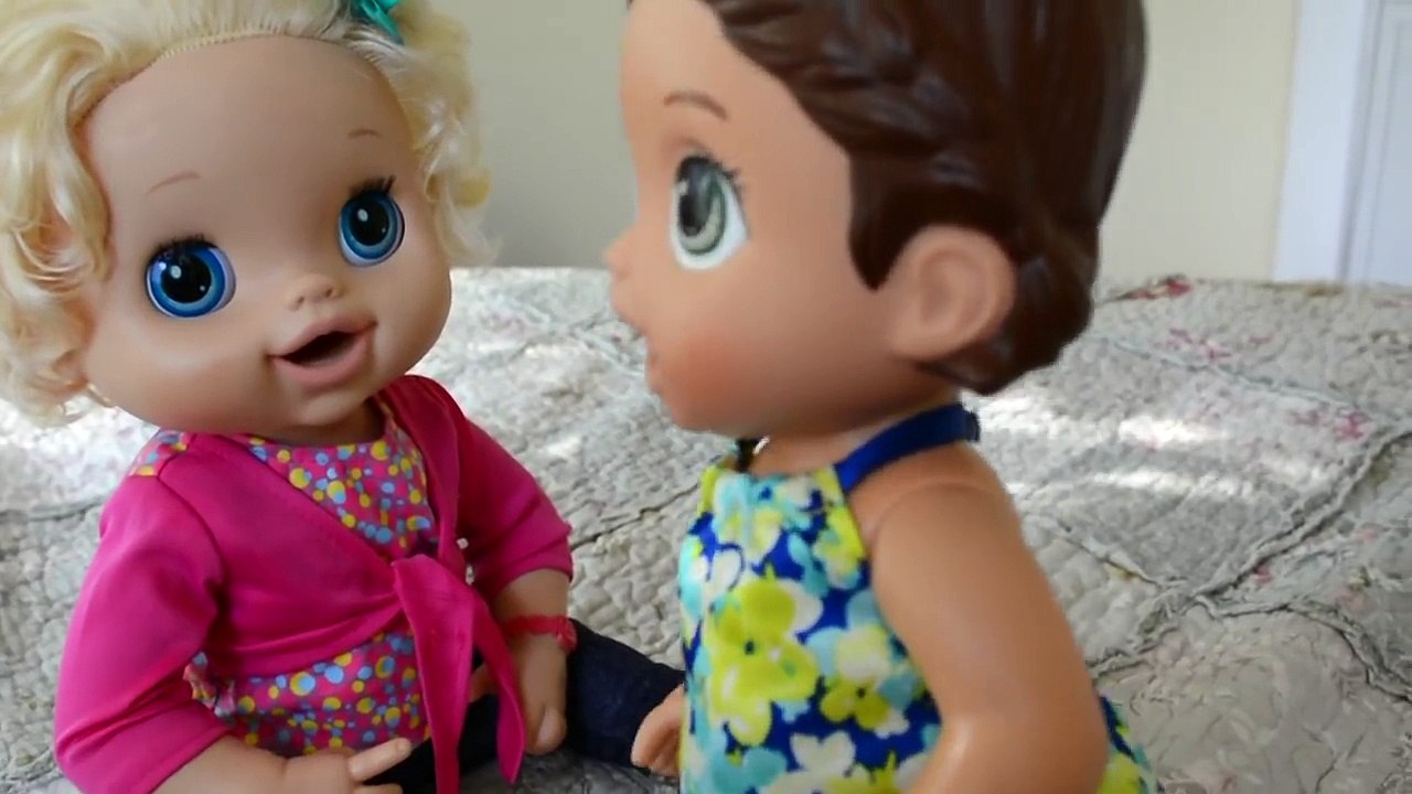 Baby Alive Lily Gets Her Ears Pierced By Molly ! Part 2 - Baby Alive Videos