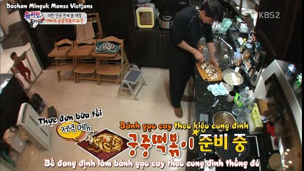 Thầy giáo Song Manse dạy đầu bếp Song Ilkook nấu ăn