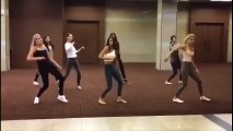 Clip Nữ hoàng Sắc đẹp Toàn cầu 2016 - Ngọc Duyên nhảy flashmob tưng bừng cùng các thí sinh_1
