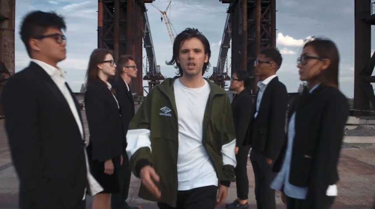 Comment le clip "Basique" d'Orelsan a été tourné