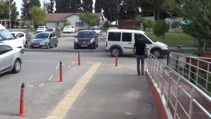 Öldürüp Cesedi Buzdolabında Beklettiler