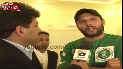 Shahid Afridi Talk to Hamid Mir During Peace Cup