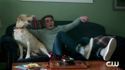 'Riverdale' Feature Shows Growing Relationship Between Fred & Archie