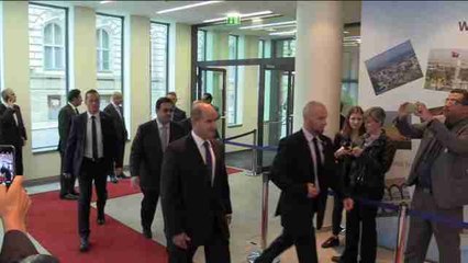 Los productores de petróleo ratifican su estrategia de limitar la oferta para equilibrar el mercado-