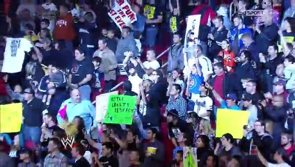 Cm punk vs The Shield  TLC 2013(Español Latino)