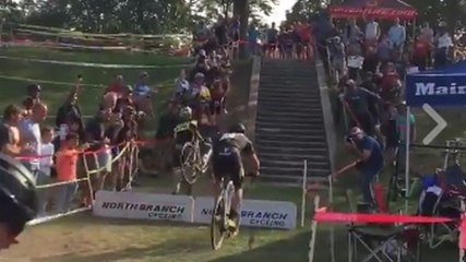 Le cycliste Sven Nys assure le spectacle