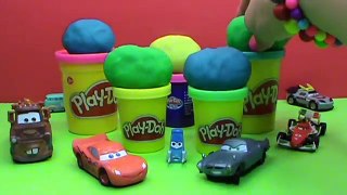 Des voitures Oeuf géant enfants foudre ouverture jouets vidéo 100 surprise disney pixar mcqueen ryan t
