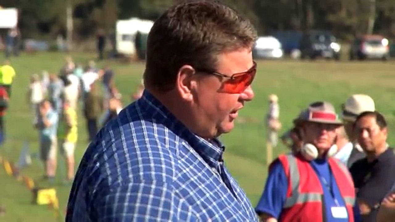 World record longest shot at a clay pigeon