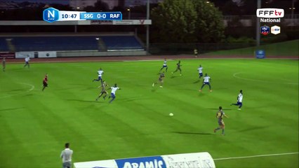 Magnifique action mais hors jeu